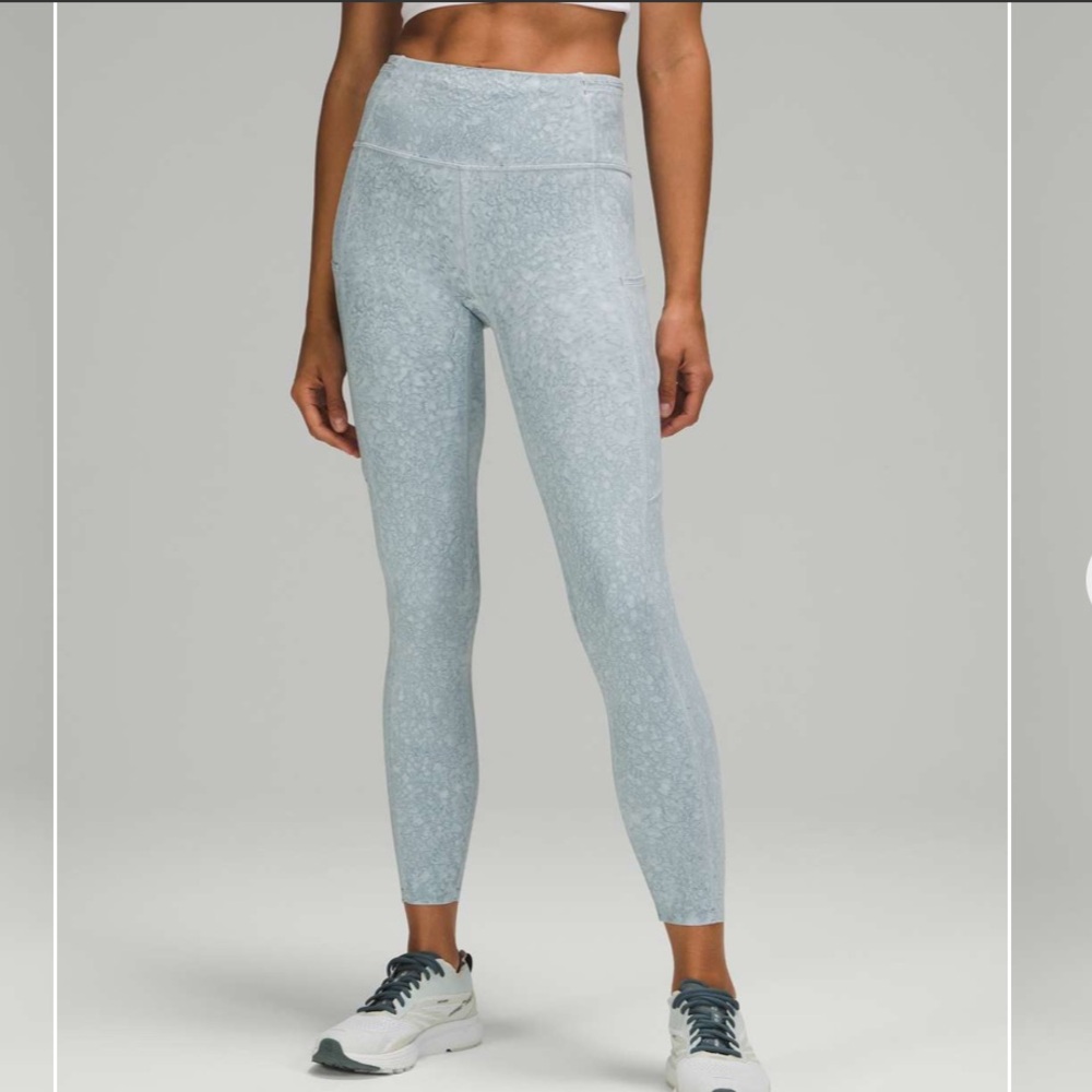 Lululemon Fast and Free Tight 25" *Nulux
City Grit White Blue Fog